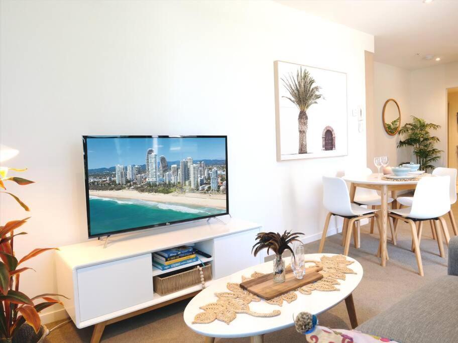 Broadbeach Stunner Modern And Central Gold Coast Zewnętrze zdjęcie